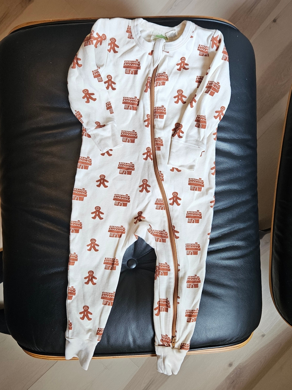Parade Gingerbread Print Kids One-Piece Sleeper - Cream & Brown
